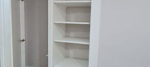 4 bedrooms Apartment in Madrid, Spain No. 189194 12