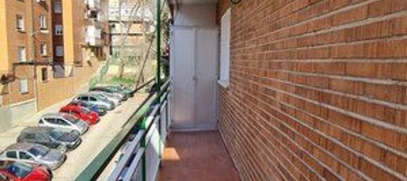 4 bedrooms Apartment in Madrid, Spain No. 189194 7