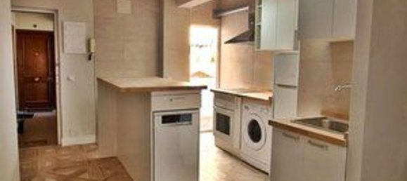 4 bedrooms Apartment in Madrid, Spain No. 189194 4