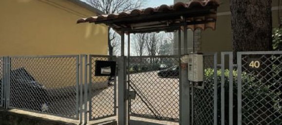 3 rooms Apartment in Cormano, Italy No. 215846 6