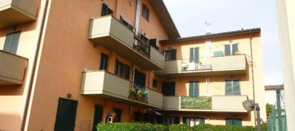 2 rooms Apartment in Campi Bisenzio, Italy No. 194935 19