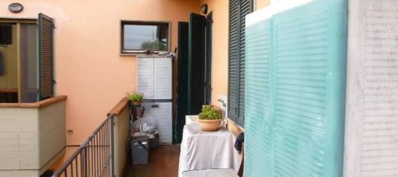 2 rooms Apartment in Campi Bisenzio, Italy No. 194935 39