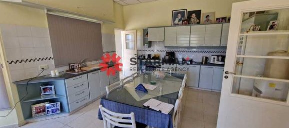 Propiedad comercial de 3 dormitorios en Aradippou, Cyprus No. 80820 7