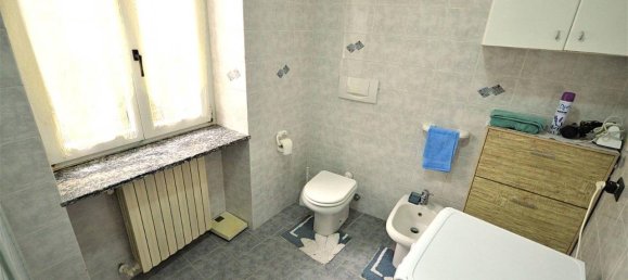 2 rooms House in Brivio, Italy No. 40285 13