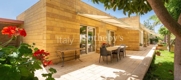 Villa de 10 dormitorios en Scicli, Italy No. 91162 17