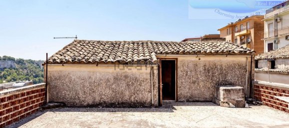 Casa de 3 habitaciónes en Modica, Italy No. 236237 35