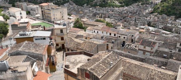 Casa de 3 habitaciónes en Modica, Italy No. 236237 3