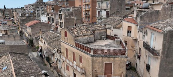 Casa de 3 habitaciónes en Modica, Italy No. 236237 2