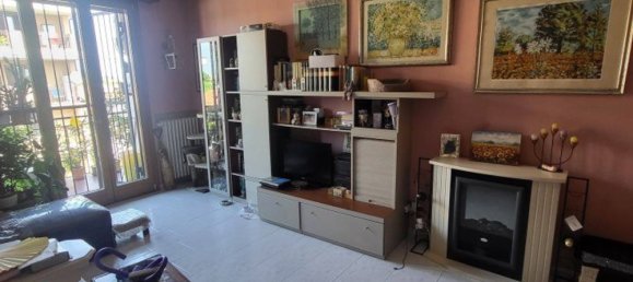 3 chambres Appartement à Cormano, Italy No. 370140 11