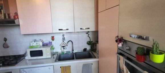 3 chambres Appartement à Cormano, Italy No. 370140 8