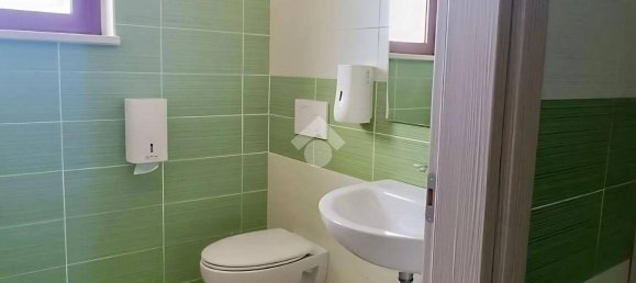 163m² Commercial property in Tortoreto, Italy No. 267264 12