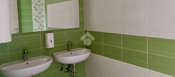 163m² Commercial property in Tortoreto, Italy No. 267264 13