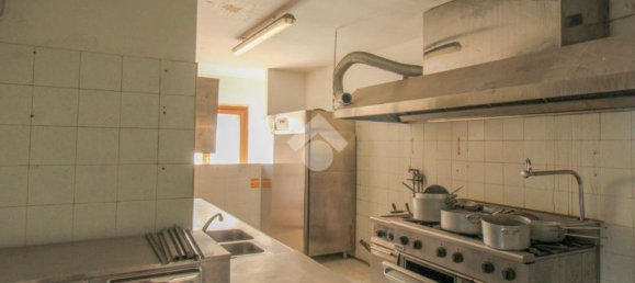 2-Zimmer Gewerbliche Immobilie in Castrezzato, Italy, Nr. 233480 16