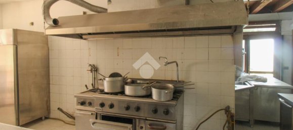 2-Zimmer Gewerbliche Immobilie in Castrezzato, Italy, Nr. 233480 18