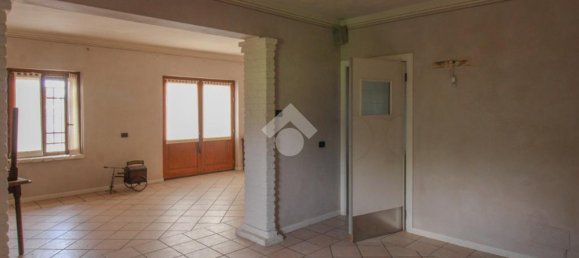 2-Zimmer Gewerbliche Immobilie in Castrezzato, Italy, Nr. 233480 6