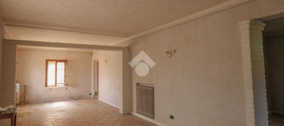 2-Zimmer Gewerbliche Immobilie in Castrezzato, Italy, Nr. 233480 3