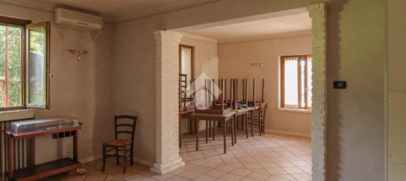 2-Zimmer Gewerbliche Immobilie in Castrezzato, Italy, Nr. 233480 9