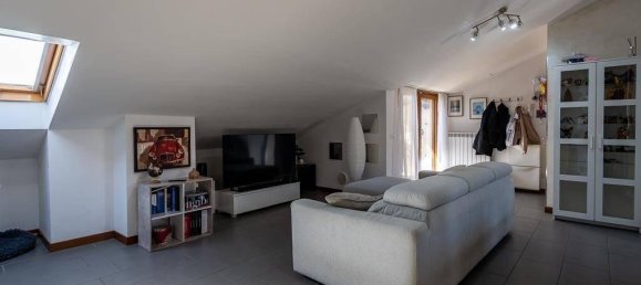 3-salle Penthouse à Cittaducale, Italy No. 35104 11