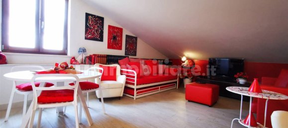3 bedrooms Penthouse in Siena, Italy No. 227844 8