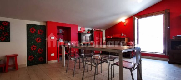 3 bedrooms Penthouse in Siena, Italy No. 227844 3