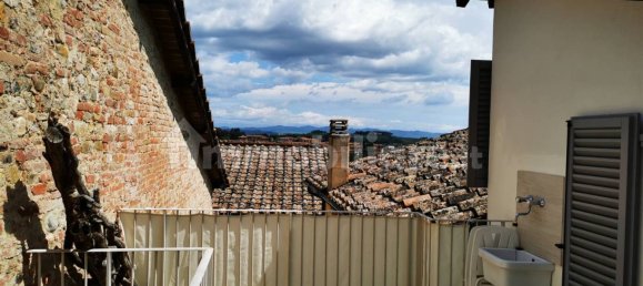 3 bedrooms Penthouse in Siena, Italy No. 227844 22