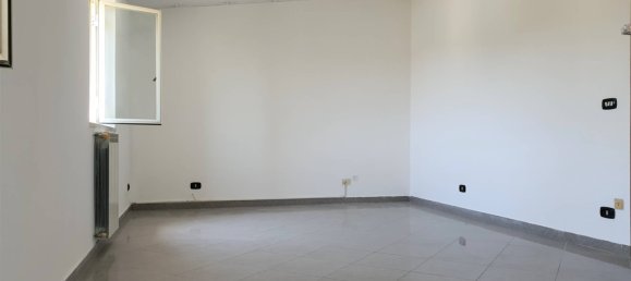 1 bedroom Penthouse in Catanzaro, Italy No. 79295 3