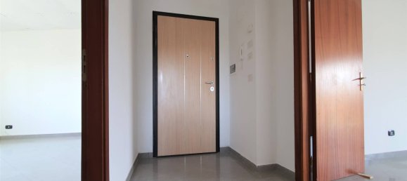 1 bedroom Penthouse in Catanzaro, Italy No. 79295 13