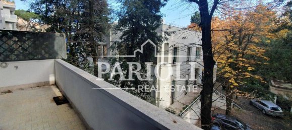 Квартира с 6 комнатами в Рим, Италия № 21567 9