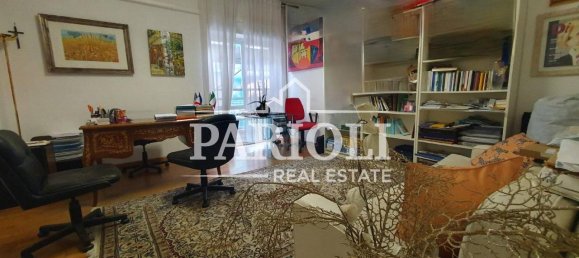 Квартира с 6 комнатами в Рим, Италия № 21567 14