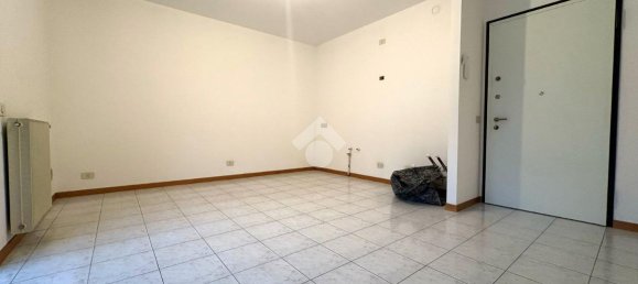 2 rooms Apartment in Sondrio, Italy No. 14770 13