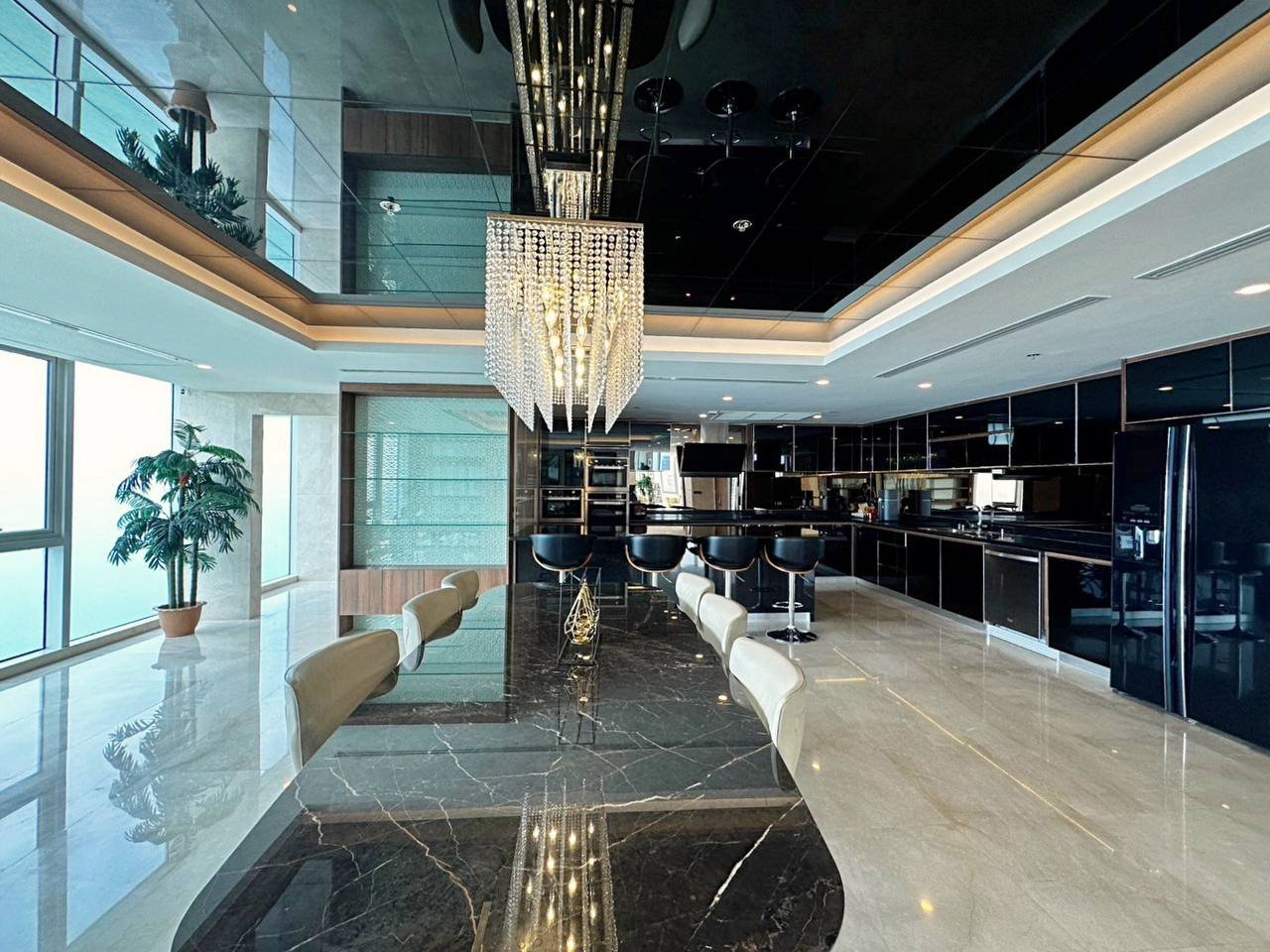 4 Schlafzimmer Eigentumswohnung in The Palm Wongamat Beach Pattaya, Thailand, Nr. 32810