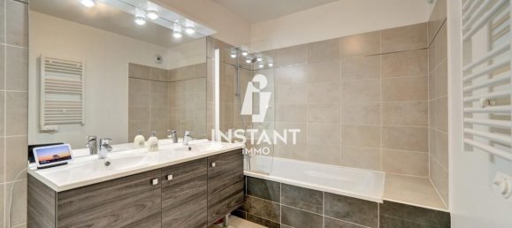 4 Schlafzimmer Doppelhaus in Creteil, France, Nr. 169514 14