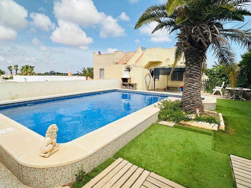 2 bedrooms Townhouse in Alicante, Spain No. 274797