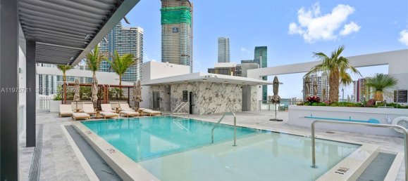  عقار تجاري في Miami, الولايات المتحدة 30.66متر مربع رقم 614560 11