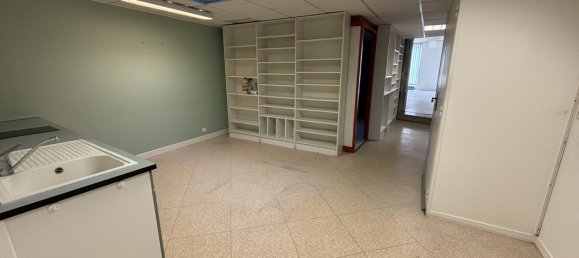 4 rooms Commercial property in Courmelles, France No. 256536 8