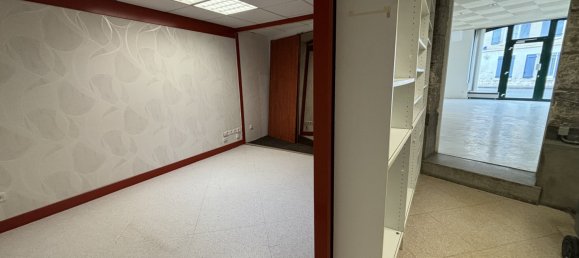 4 rooms Commercial property in Courmelles, France No. 256536 6