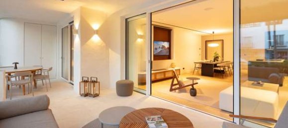 3 bedrooms Apartment in Marbella, Spain No. 136165 4