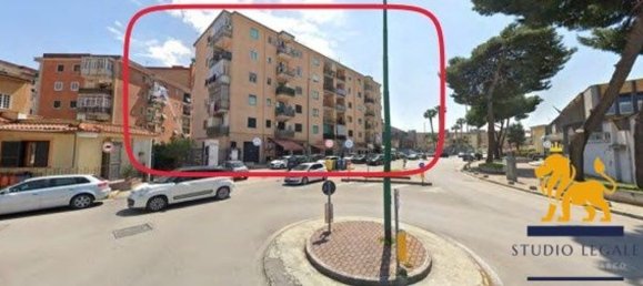 4 rooms Apartment in Casalnuovo di Napoli, Italy No. 12345 3