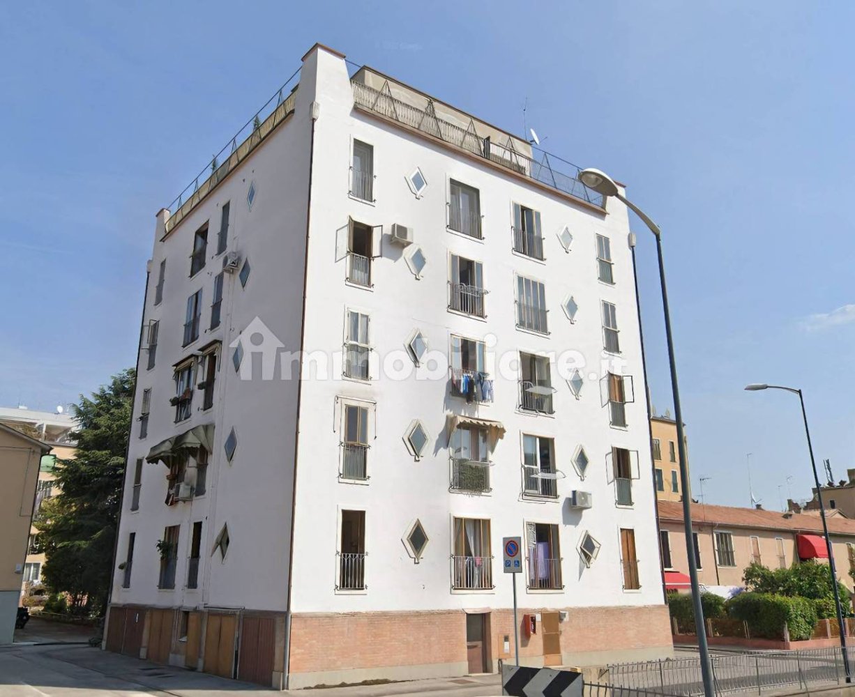 3 bedrooms Apartment in Treviso, Italy No. 208916