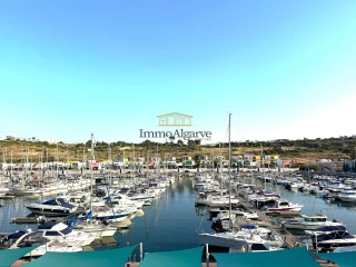 1 bedroom Apartment in Albufeira, Portugal No. 215438