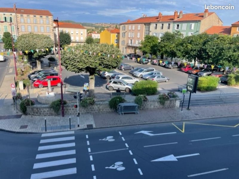 1 bedroom Apartment in Issoire, France No. 62227