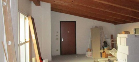 1 bedroom Penthouse in Besana in Brianza, Italy No. 373814 3