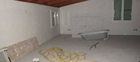 1 bedroom Penthouse in Besana in Brianza, Italy No. 373814 6