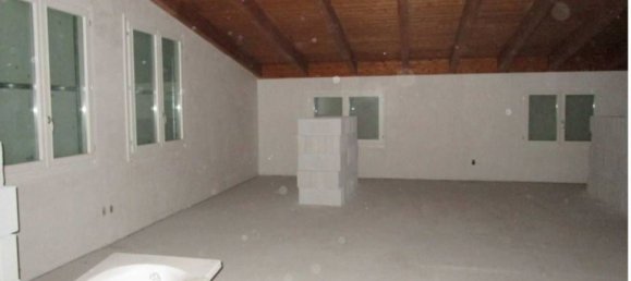 1 bedroom Penthouse in Besana in Brianza, Italy No. 373814 4