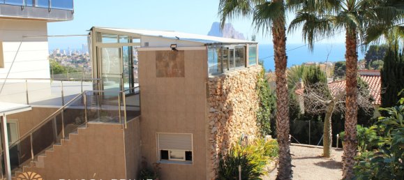 Villa de 5 dormitorios en Calpe, Spain No. 1519 2