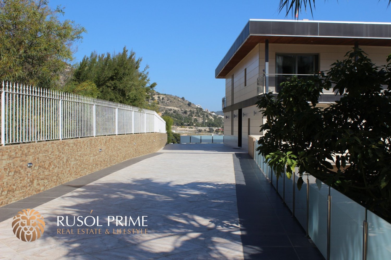 Villa de 5 dormitorios en Calpe, Spain No. 1519