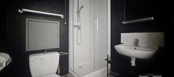 Studio in Rouen, France No. 361999 5