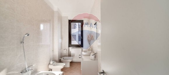 5 rooms Penthouse in Merate, Italy No. 52594 36