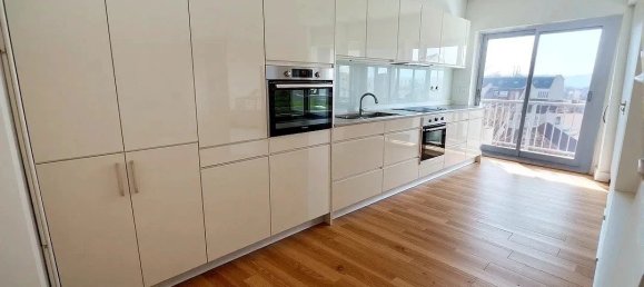 3 Schlafzimmer Wohnung in Croissy-sur-Seine, France, Nr. 142340 4