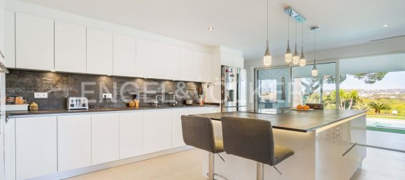 5 bedrooms Villa in Almancil, Portugal No. 100210 8